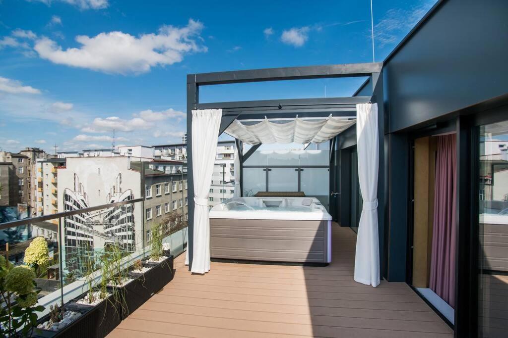 Apartamento Luksusowy Penthouse Z Jacuzzi I Widokiem Na Morze Gdynia Exterior foto